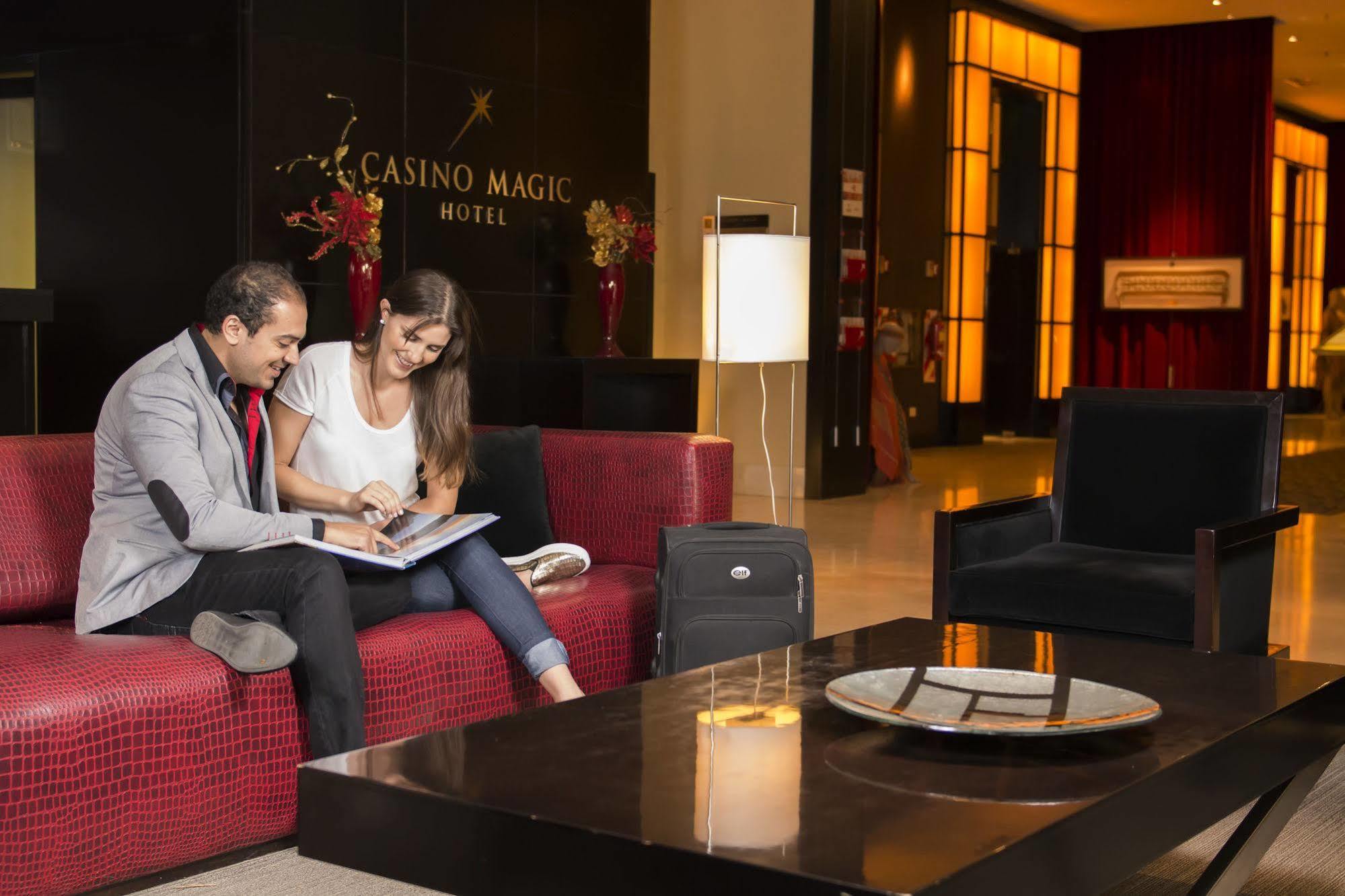 Hotel Casino Magic Neuquén Buitenkant foto