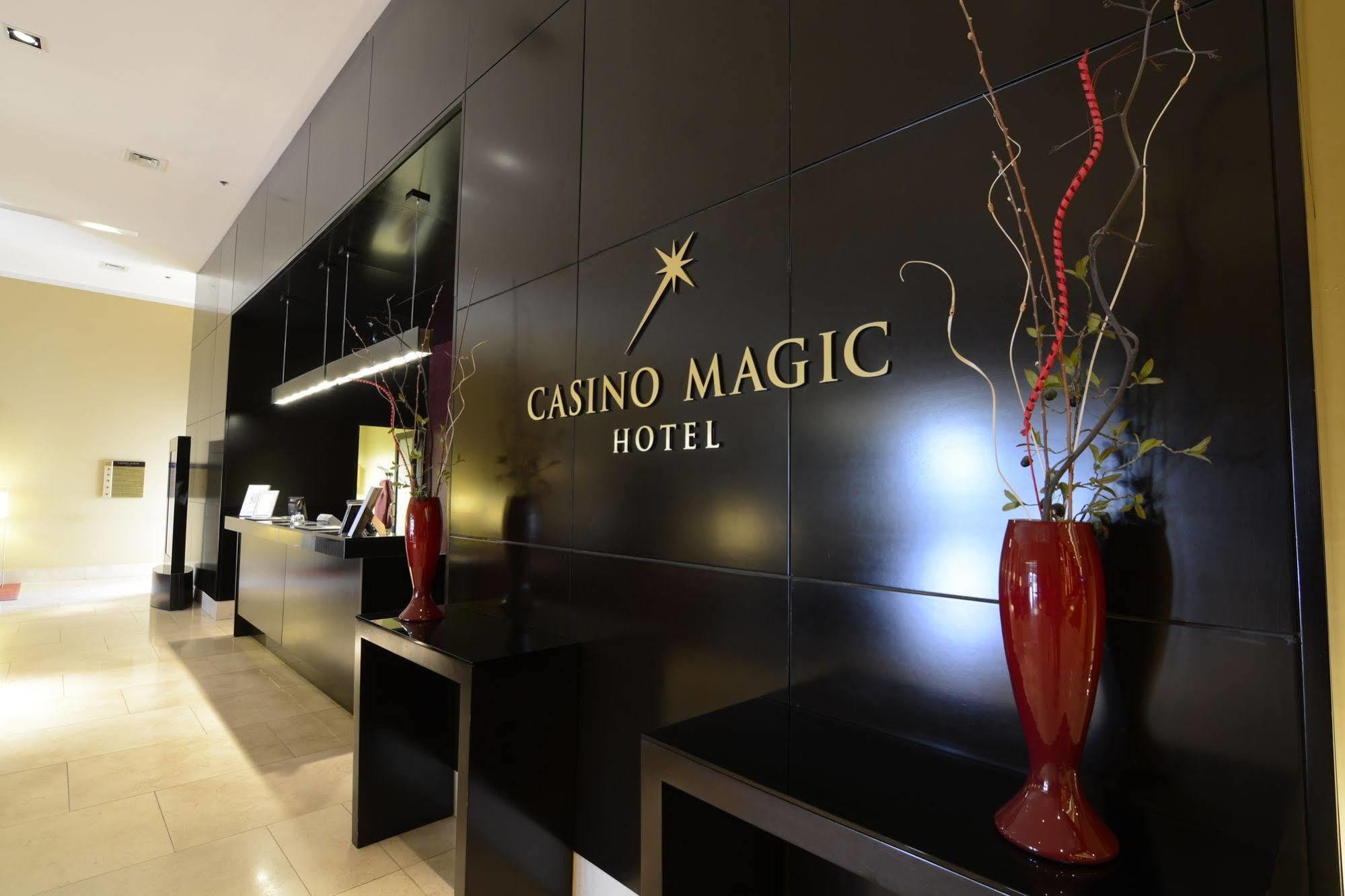 Hotel Casino Magic Neuquén Buitenkant foto